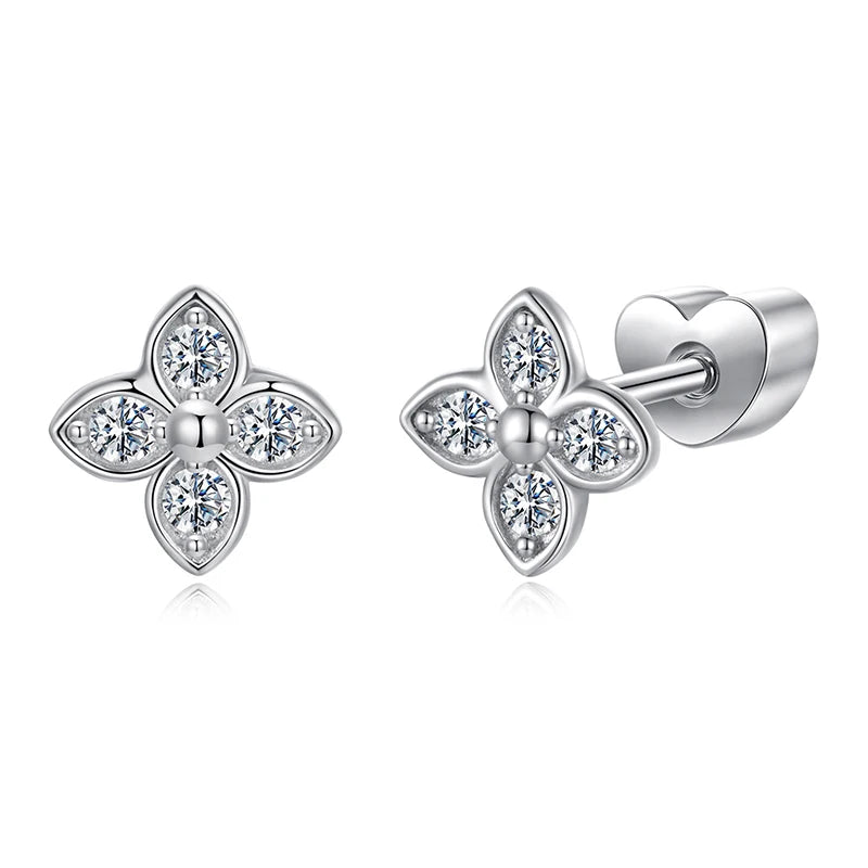 Boucles d'Oreilles Puces Trèfle Moissanite en Argent 925 avec Certificat