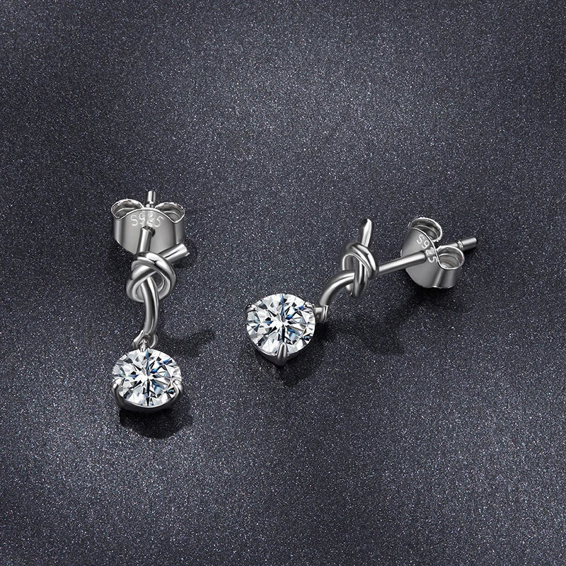 Boucles d'Oreilles Puces Nœud Moissanite en Argent 925 avec Certificats