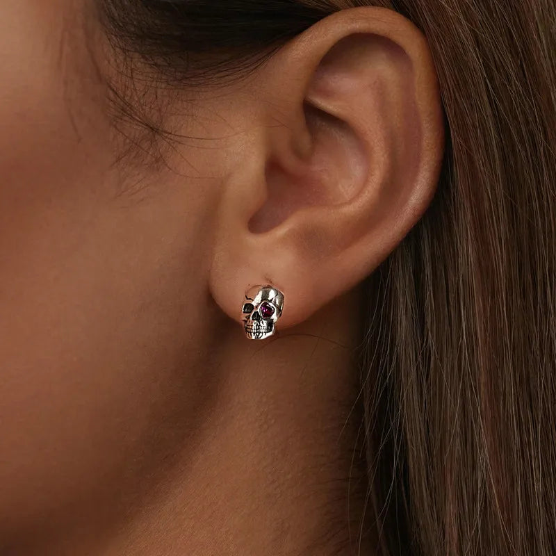 Boucles d'Oreilles Puces Tête de Mort en Argent 925