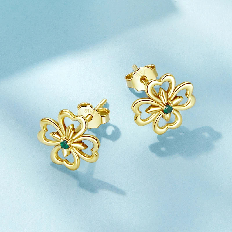 Boucles d'Oreilles Puces Trèfle en Argent 925