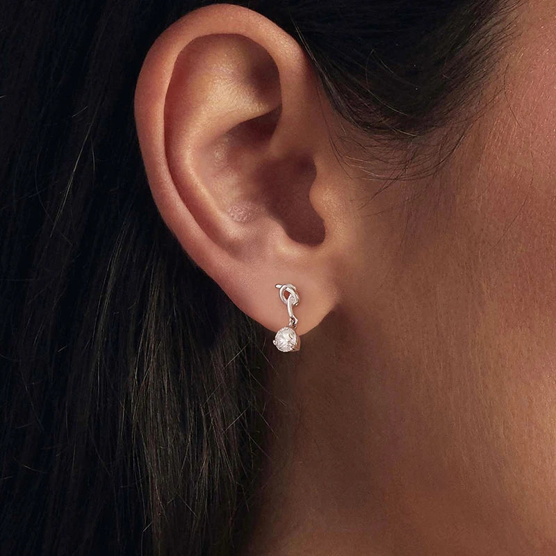 Boucles d'Oreilles Puces Nœud Moissanite en Argent 925 avec Certificats