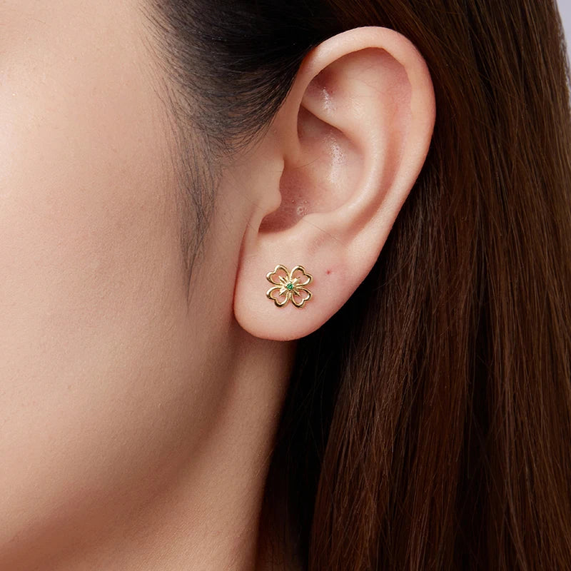 Boucles d'Oreilles Puces Trèfle en Argent 925