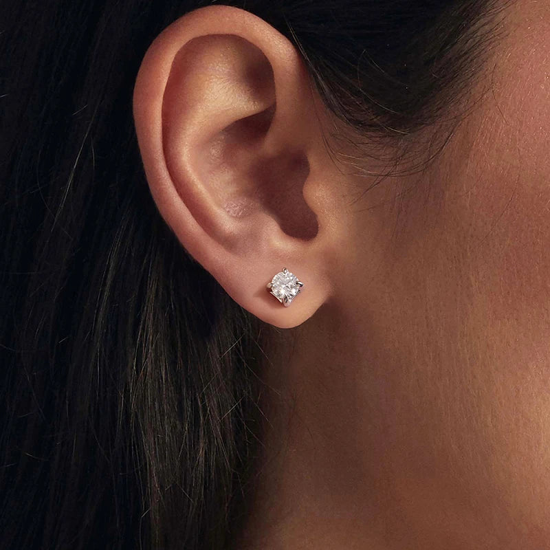 Boucles d'Oreilles Puces Moissanite Taille Carrée 0,5ct en Argent 925