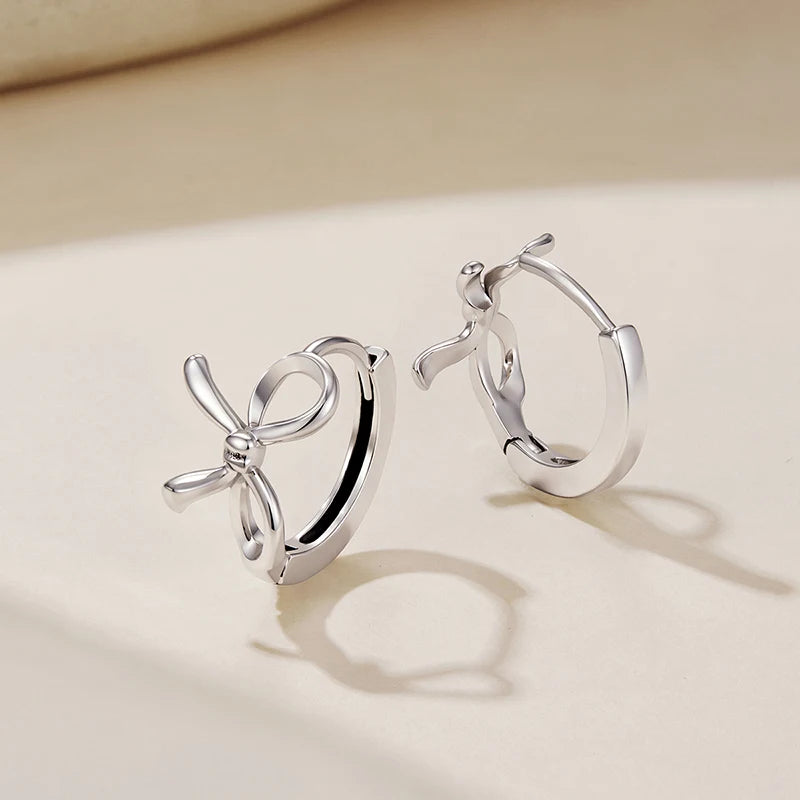 Boucles d'Oreilles Puces Nœud en Argent 925