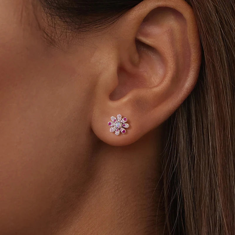 Boucles d'Oreilles Puces Marguerite Rose en Argent 925