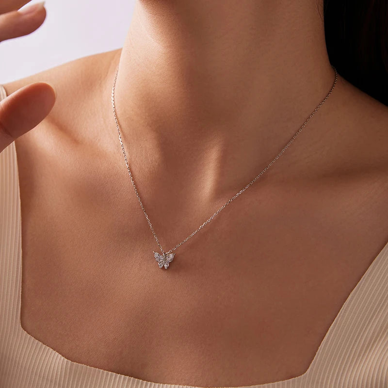 Collier Papillon Moissanite en Argent 925 avec Certificat