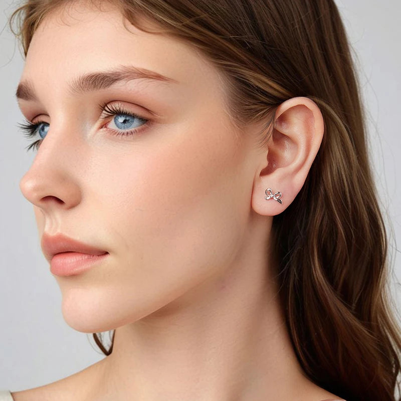 Boucles d'Oreilles Puces Nœud en Argent 925