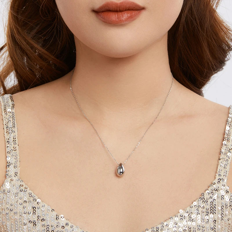 Collier Pendentif Goutte Métallique en Argent 925