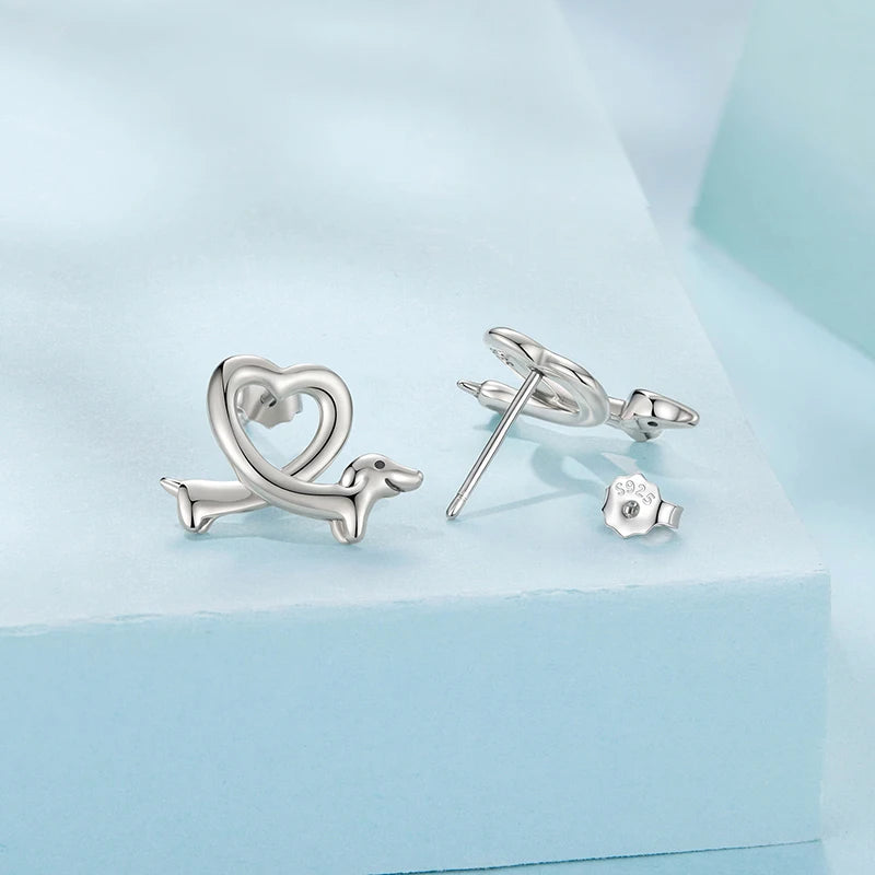 Boucles d'Oreilles Puces Chien Teckel en Argent 925