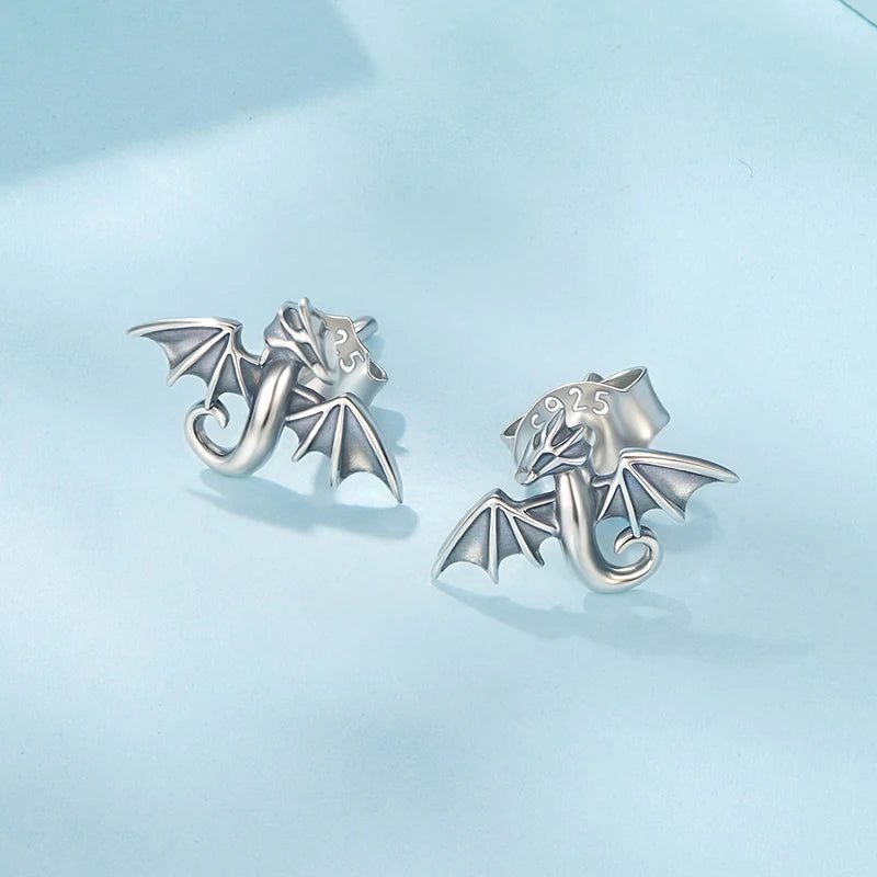 Boucles d'Oreilles Puces Mini Dragon Volant en Argent 925