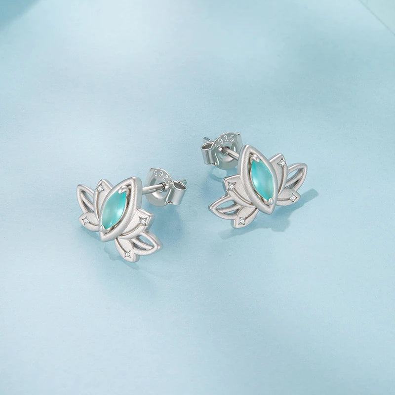 Boucles d'Oreilles Puces Fleur de Lotus en Argent 925