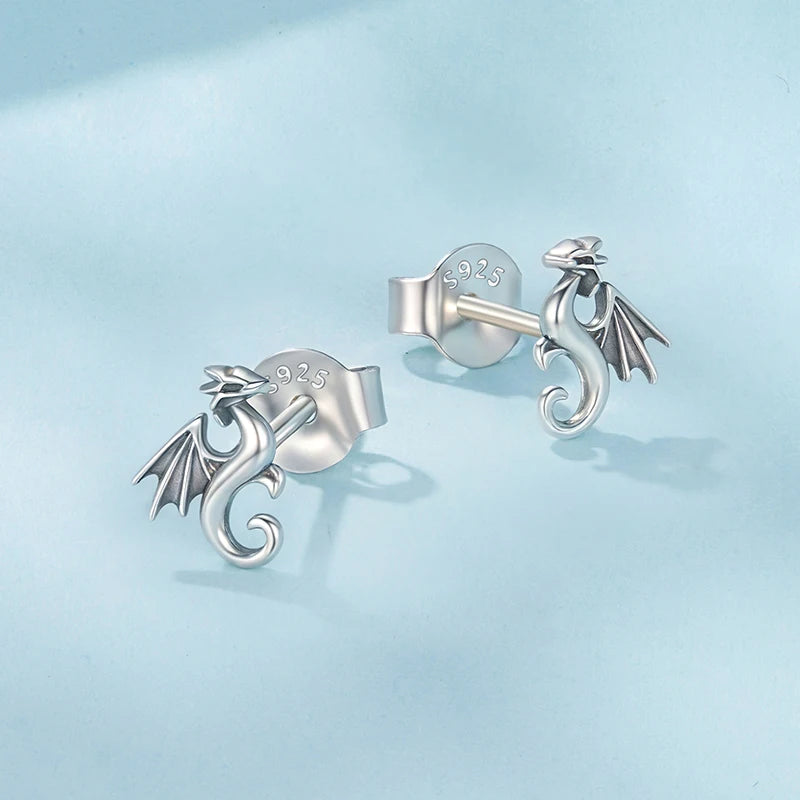 Boucles d'Oreilles Puces Mini Dragon Volant en Argent 925