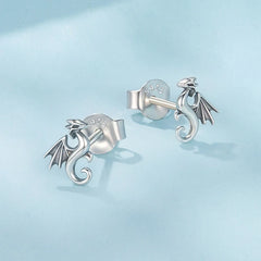 Boucles d'Oreilles Puces Mini Dragon Volant en Argent 925