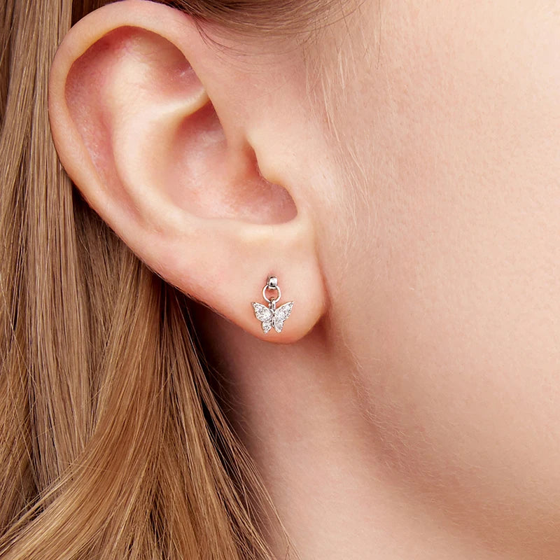 Boucles d'Oreilles Puces Traversantes Papillon en Argent 925