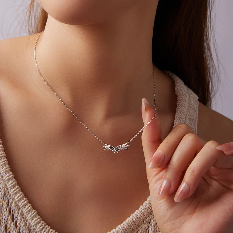 Collier Pendentif Ailes Protectrices en Argent 925