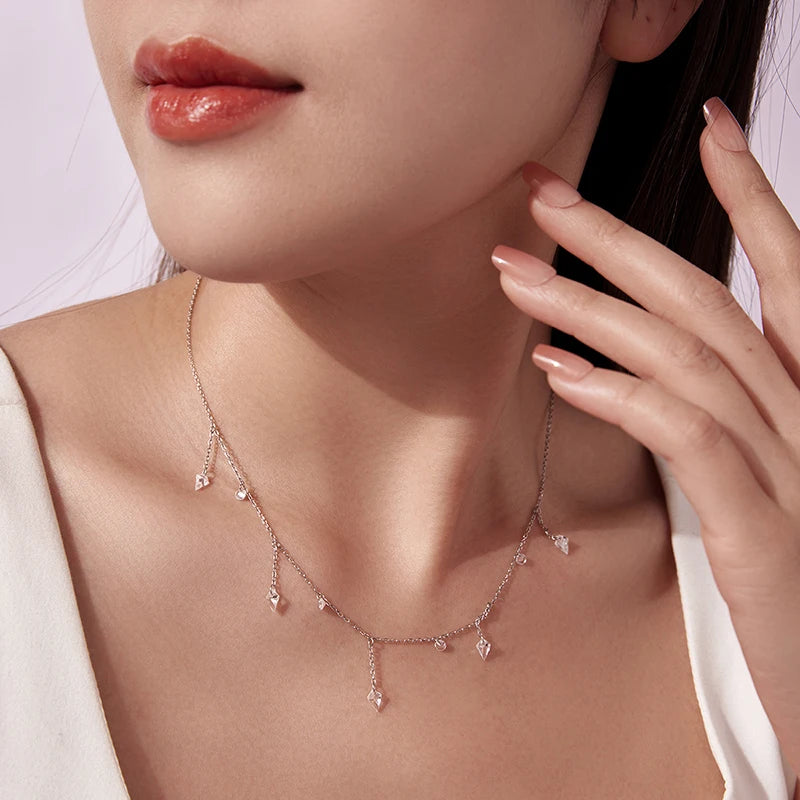 Collier Pendentif Zircon Dansant en Argent 925
