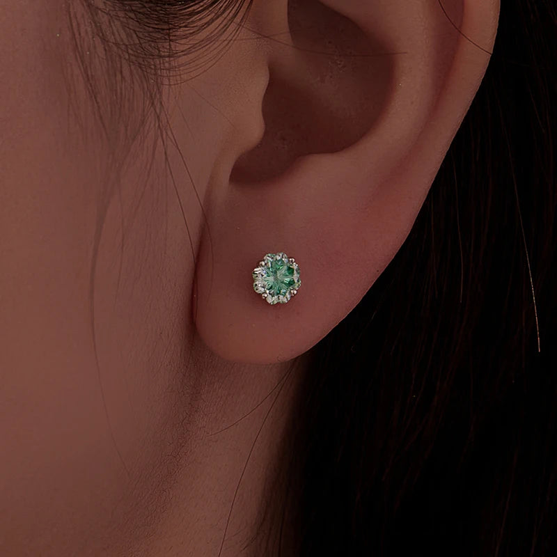 Boucles d'Oreilles Puces Trèfle Vert Scintillant en Argent 925