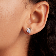 Boucles d'Oreilles Coeur avec Patte - Image 2