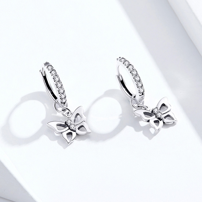 Boucles d'Oreilles Créoles Pendentif Papillons - Image 4