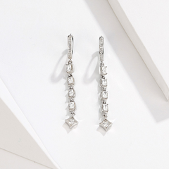 Boucles d'Oreilles Pendantes Brillantes - Image 3