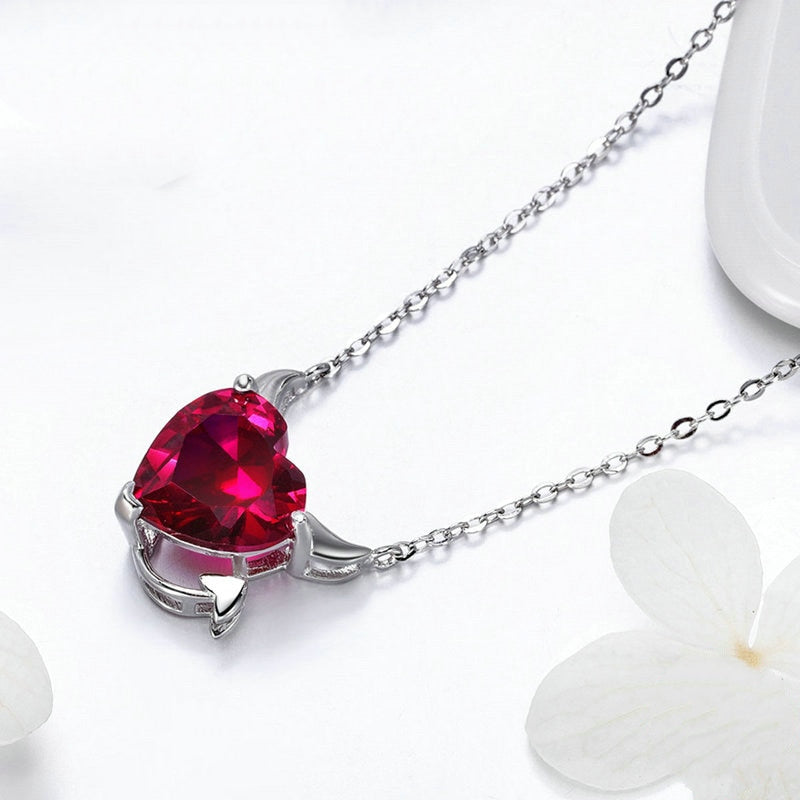 Collier Coeur Rouge en argent 925 plaqué or blanc avec cornes et petite queue de diable - Photo 3
