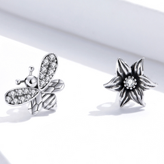 Boucles d'Oreilles Abeille et Fleur - Image 3