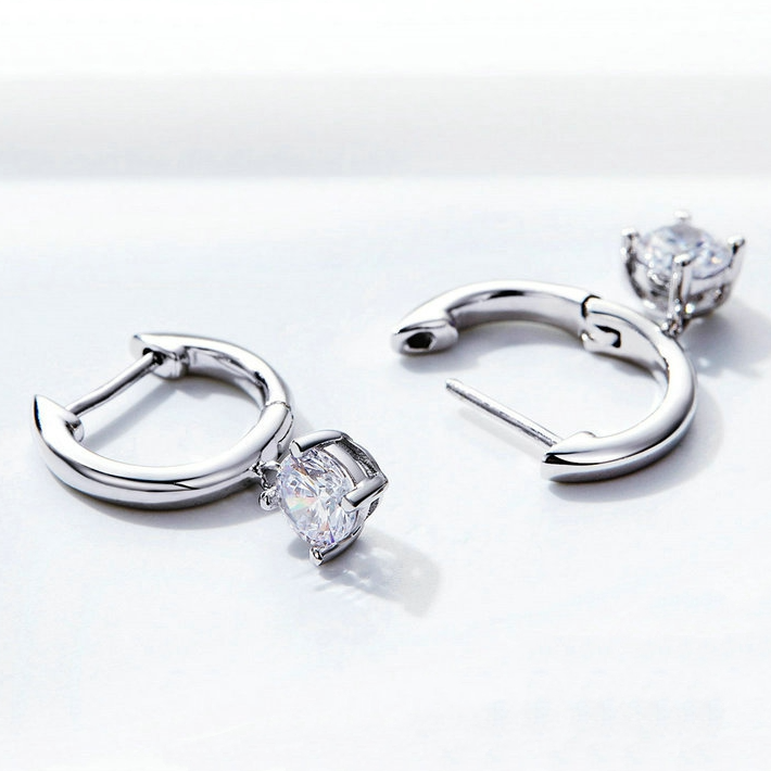 Boucles d'Oreilles Créoles Pendentif Point Lumineux - Image 4