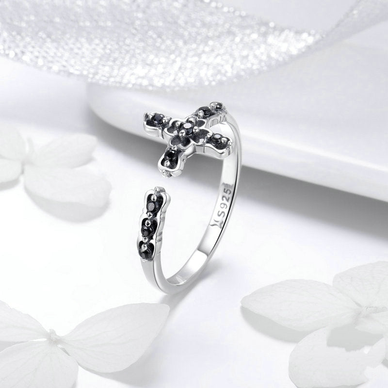 Bague Croix en argent 925 plaqué or blanc ajustable avec zircons noirs - Photo 3