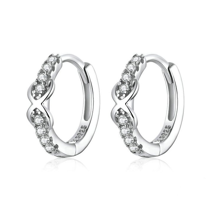 Boucles d’Oreilles Créoles Infini en argent 925 plaqué or blanc avec zircons blancs