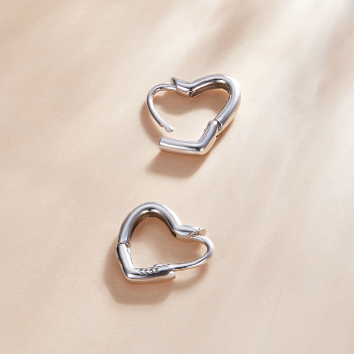 Boucles d'Oreilles Créoles Coeurs - Image 3