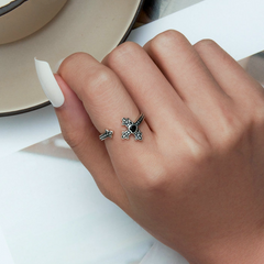 Bague Croix avec Coeur en argent 925 plaqué or blanc ajustable avec zircon noir - Photo 2