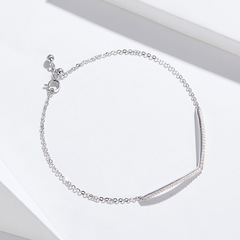 Bracelet en V en argent 925 plaqué or blanc ajustable avec zircons blancs - Photo 3
