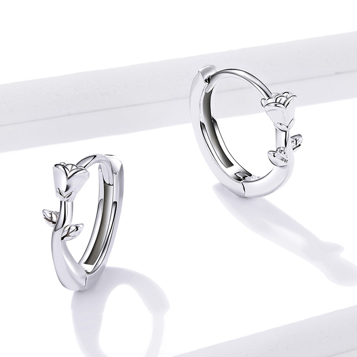 Boucles d’Oreilles Créoles Roses en argent 925 plaqué or blanc - Photo 4