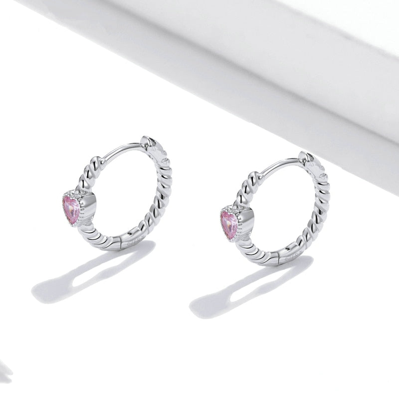 Boucles d’Oreilles Créoles Coeurs en argent 925 plaqué or blanc avec zircons roses - Photo 4