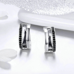 Boucles d’Oreilles Créoles Double en argent 925 plaqué or blanc avec zircons noirs - Photo 3