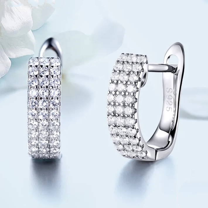 Boucles d’Oreilles Créoles Brillants en argent 925 plaqué or blanc avec zircons blancs - Photo 3