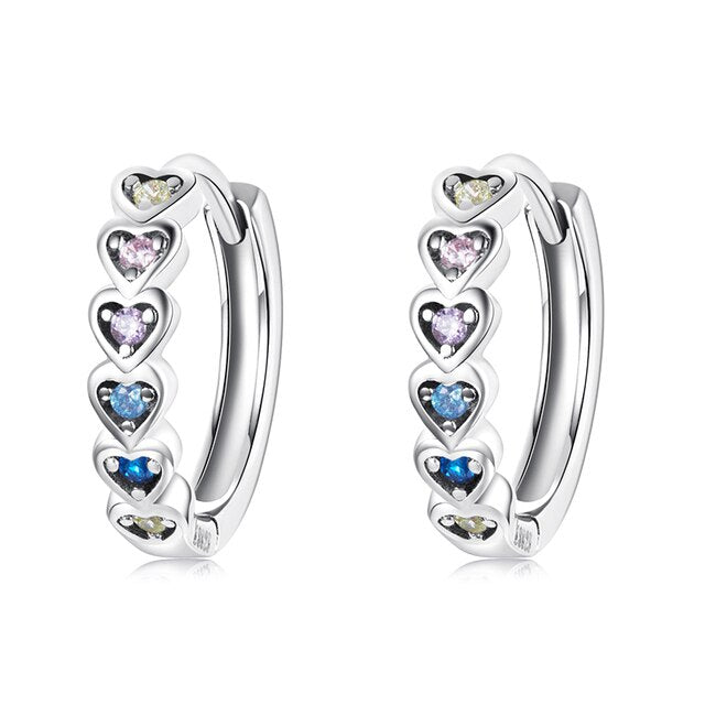 Boucles d’Oreilles Créoles Coeurs en argent 925 plaqué or blanc avec zircons colorés