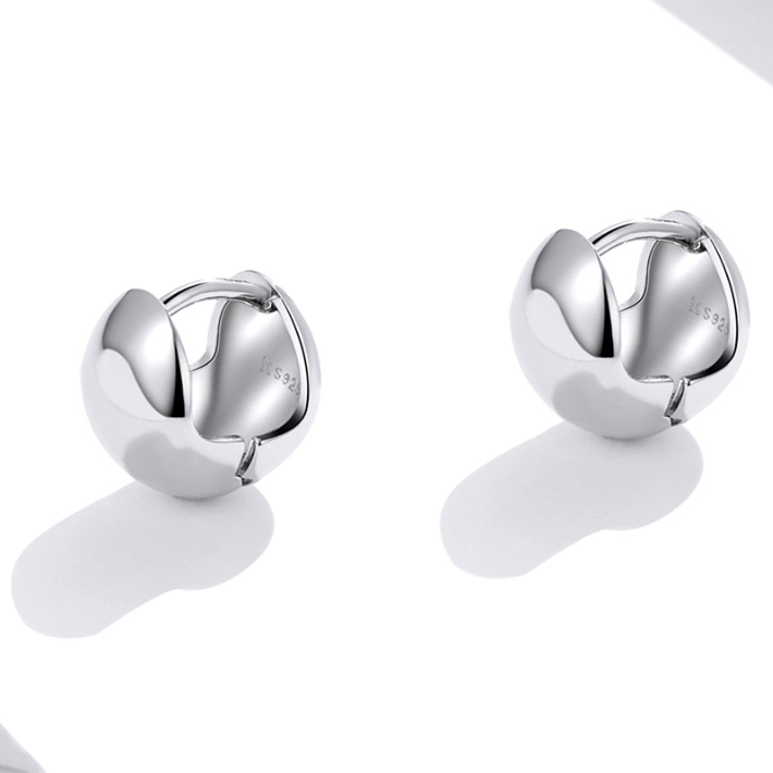 Bijoux d'oreilles boules argent