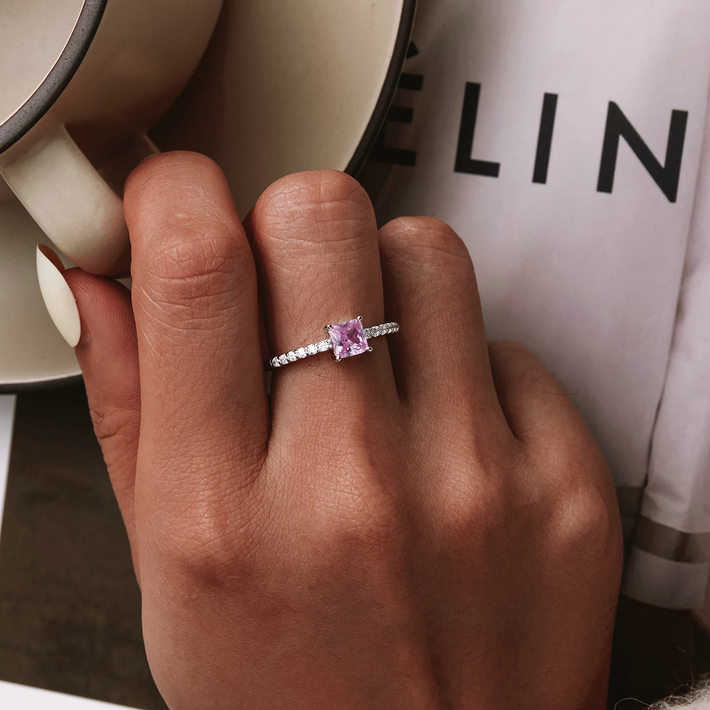 Bague zircon rose argent