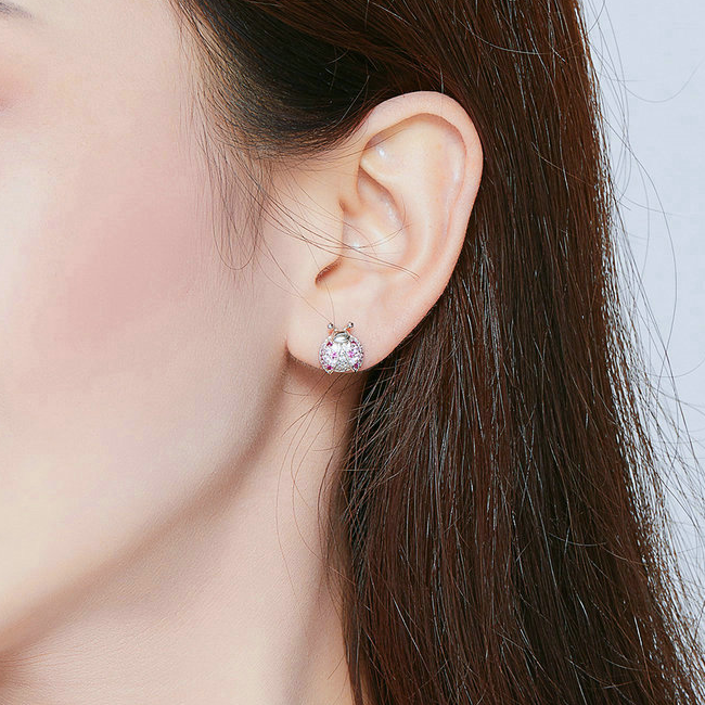 Boucles coccinelles roses