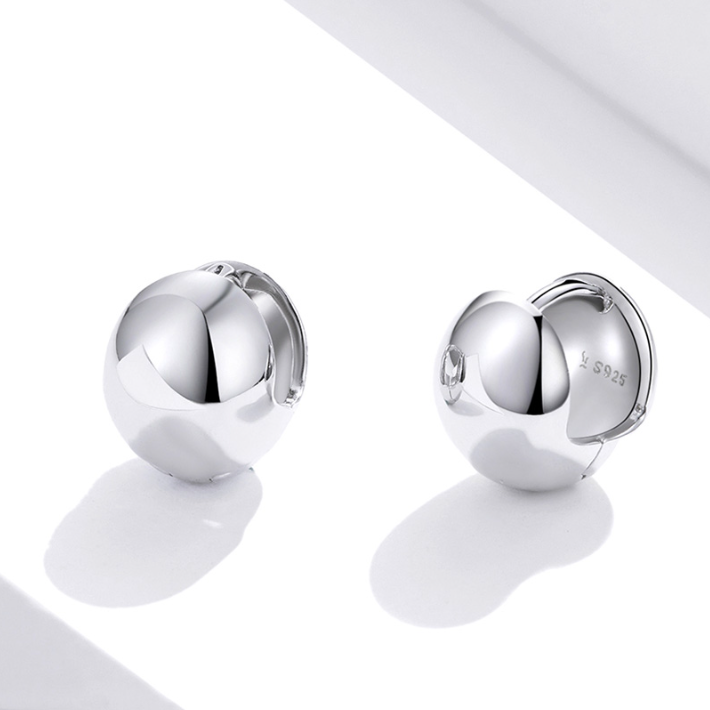 Bijoux d'oreilles boules argent