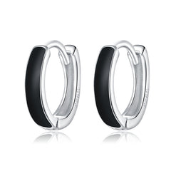 Boucles noires argentées